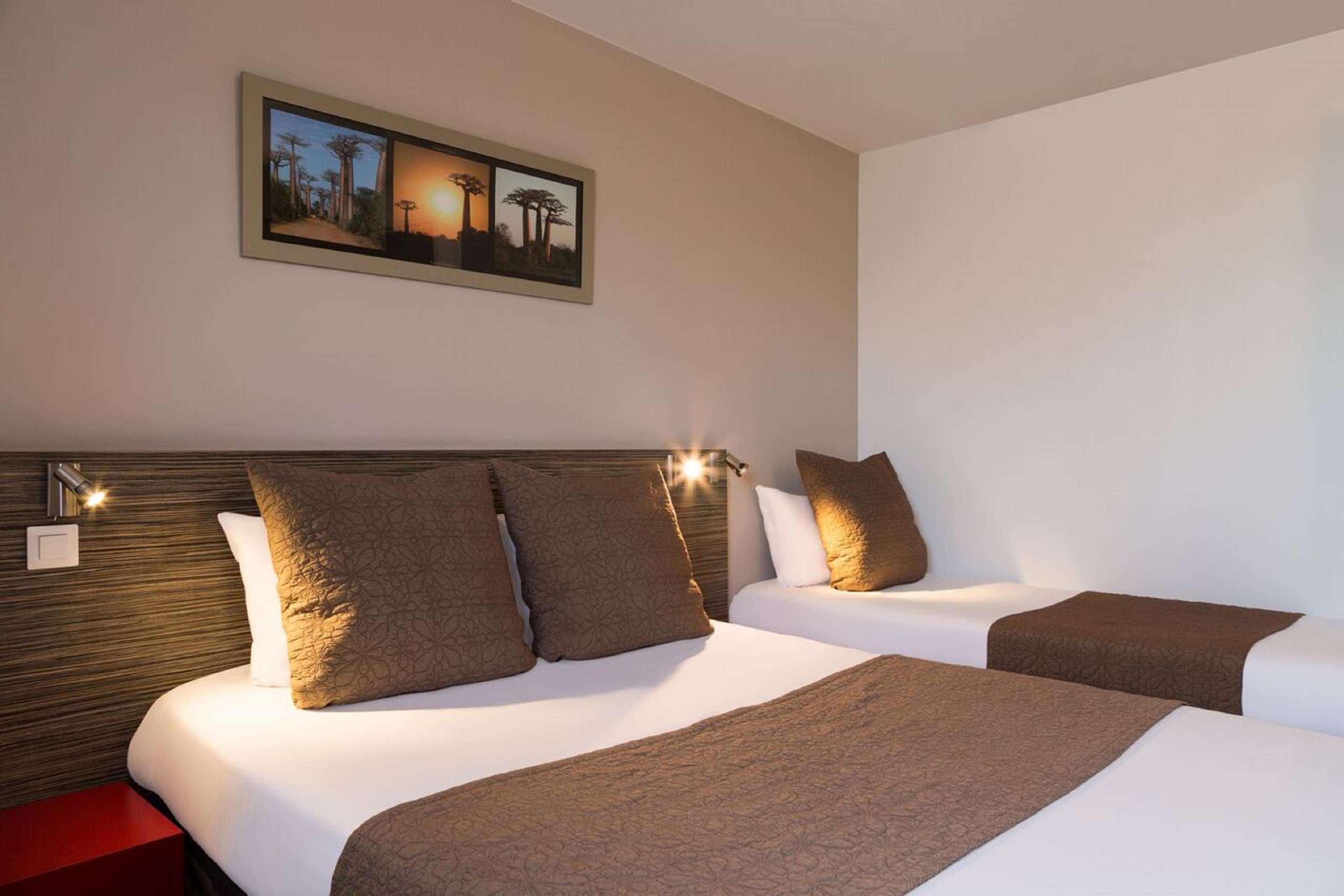 ชัวร์ โฮเทล บาย เบสต์ เวสเทิร์น น็องต์ แซ็งแตร์แบล็ง Hotel ภายนอก รูปภาพ