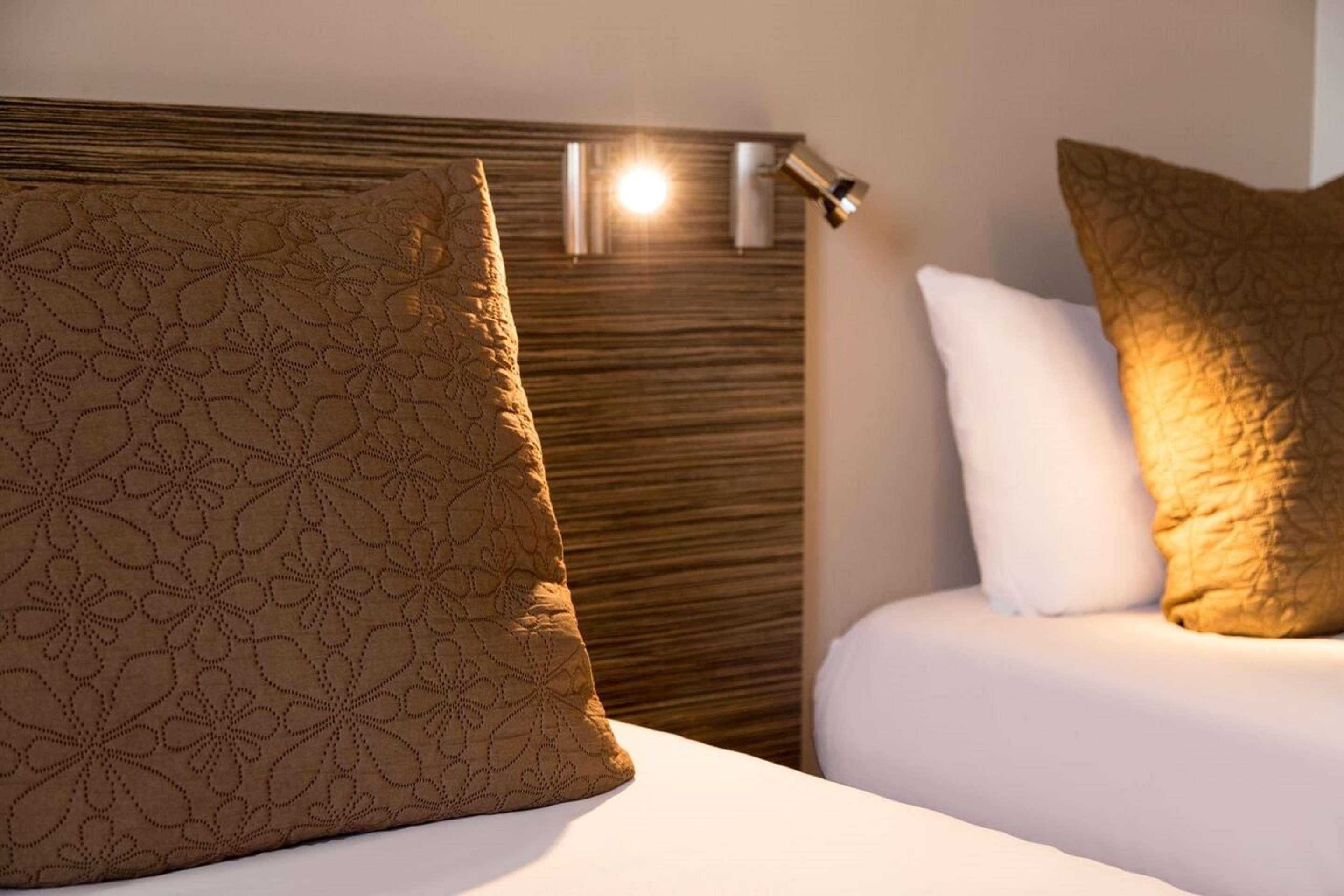 ชัวร์ โฮเทล บาย เบสต์ เวสเทิร์น น็องต์ แซ็งแตร์แบล็ง Hotel ภายนอก รูปภาพ